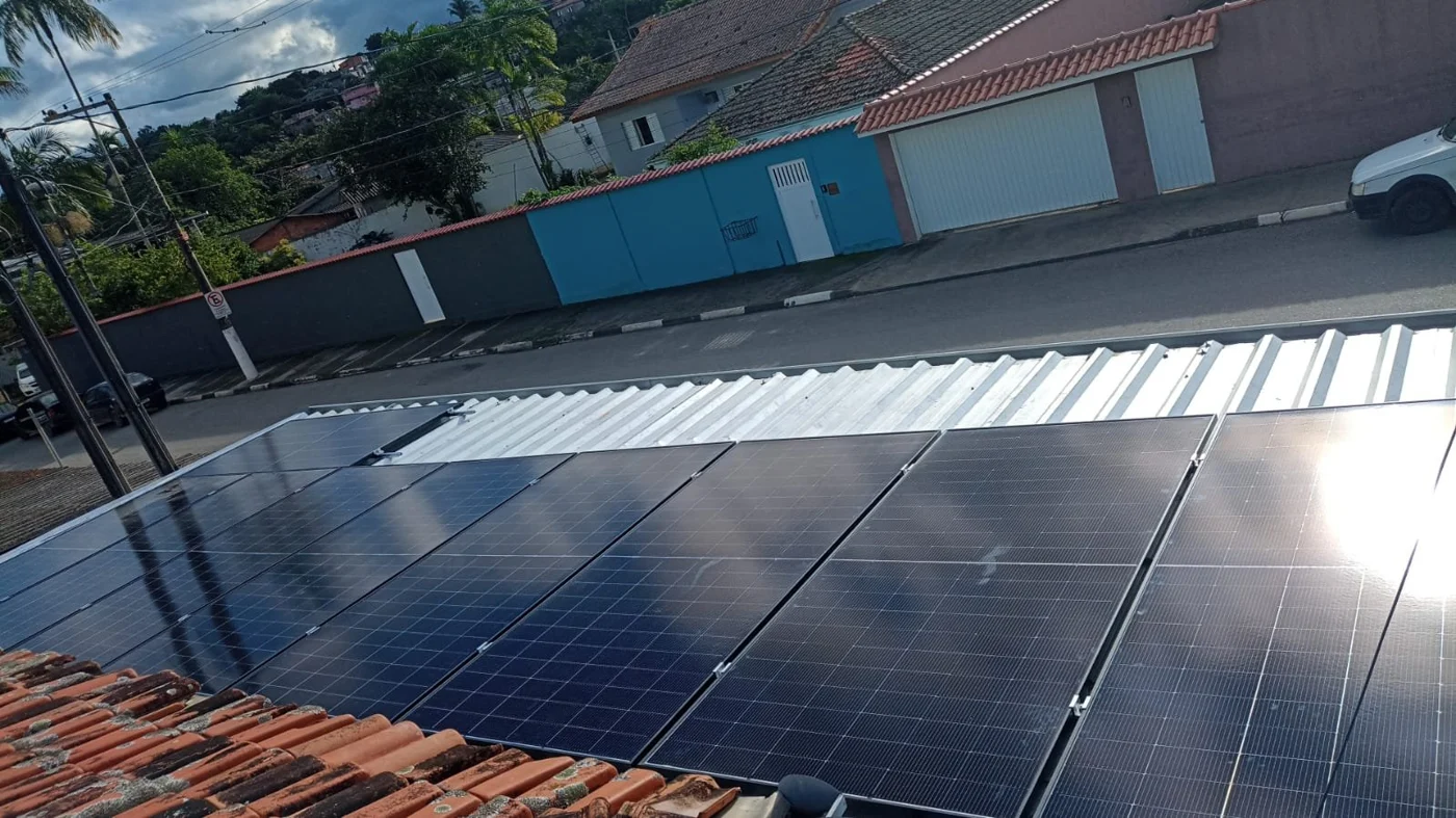 Instalação da Rabelo Energy: Residencial Jardim Hold