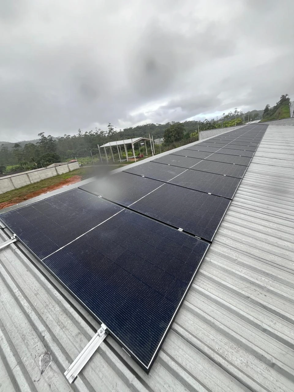 Instalação da Rabelo Energy: DR Centro Automotivo
