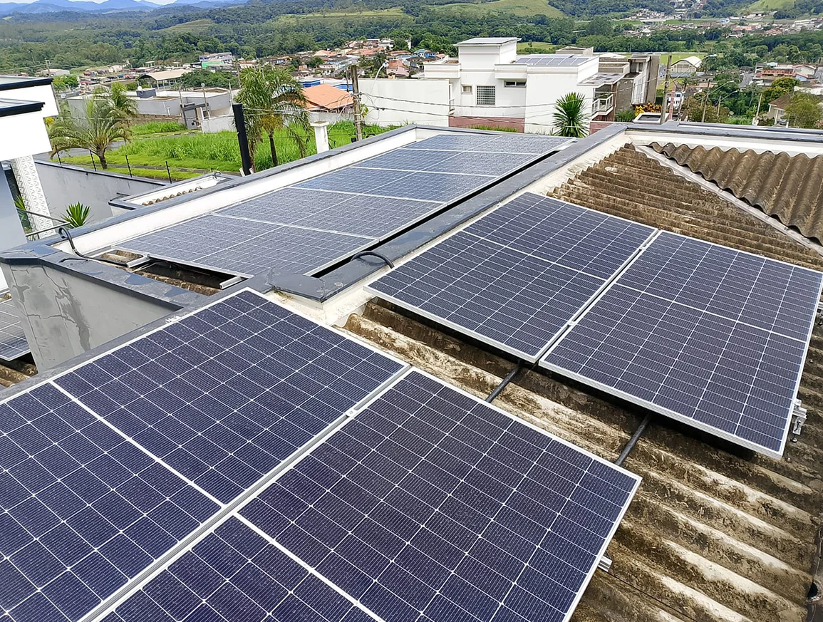 Instalação da Rabelo Energy: Residencial em Cajati